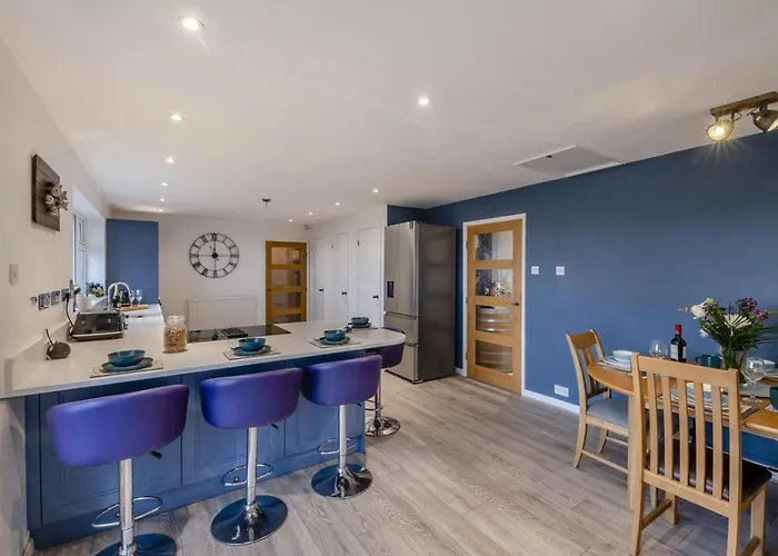 4 Bed In Raw Oc-c30341 Holiday home Hawsker