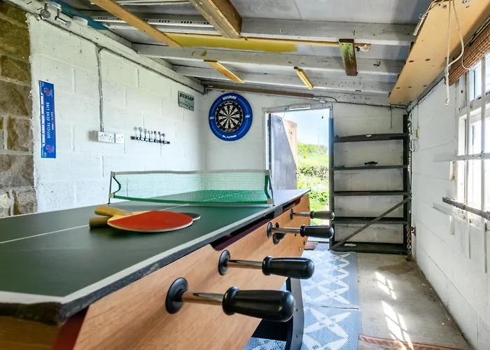 4 Bed In Raw Oc-c30341 Holiday home *